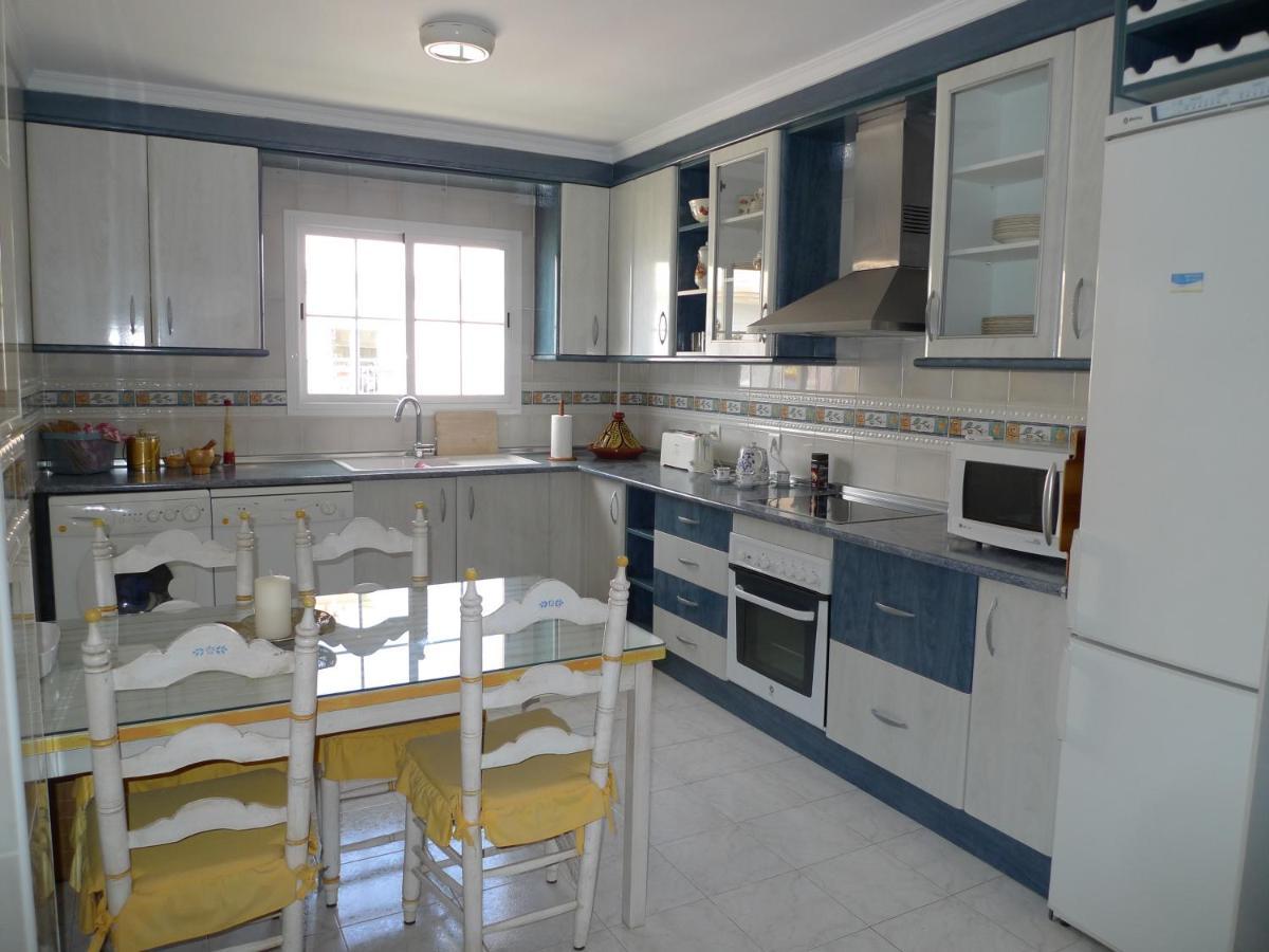 Torrox Costa Beachfront Apartment 외부 사진