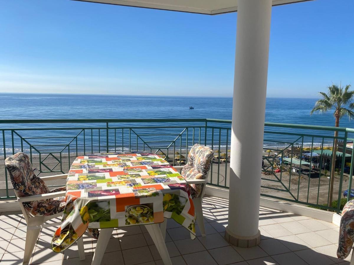 Torrox Costa Beachfront Apartment 외부 사진